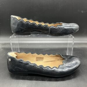 UGG slip on flats womens 7 1006036 black leather